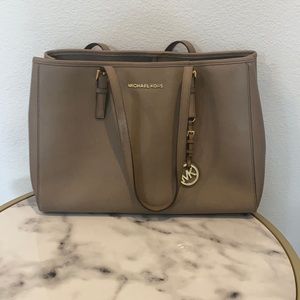 Michael kors computer tote